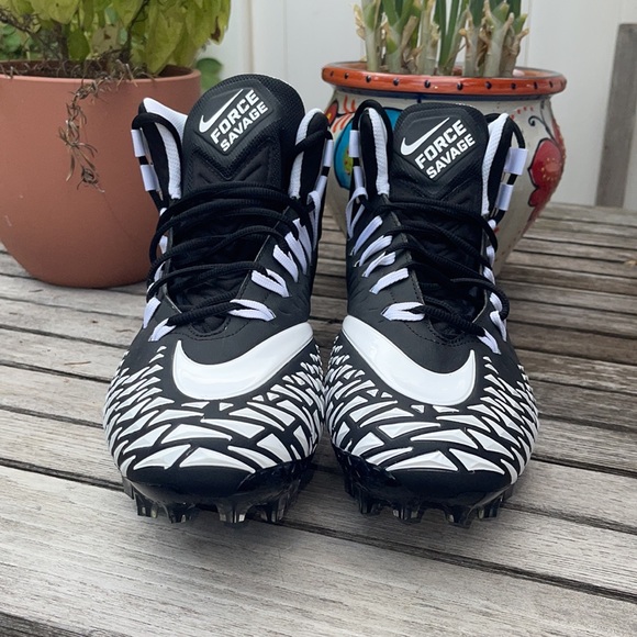 SOLD— Nike Force Savage TD Pro Cleats - Picture 2 of 5